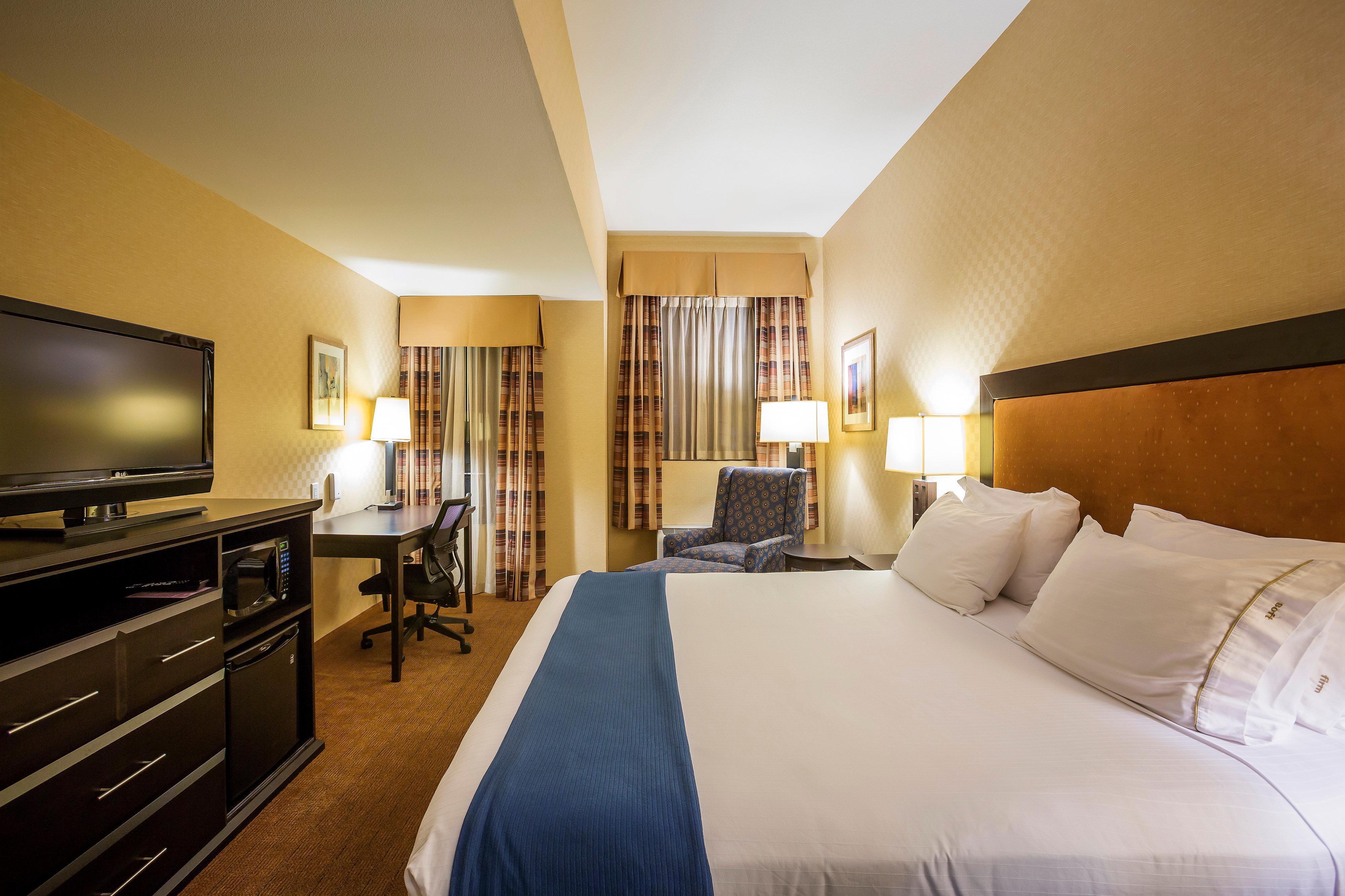 Holiday Inn Express & Suites Riverport Richmond, An Ihg Hotel Екстериор снимка