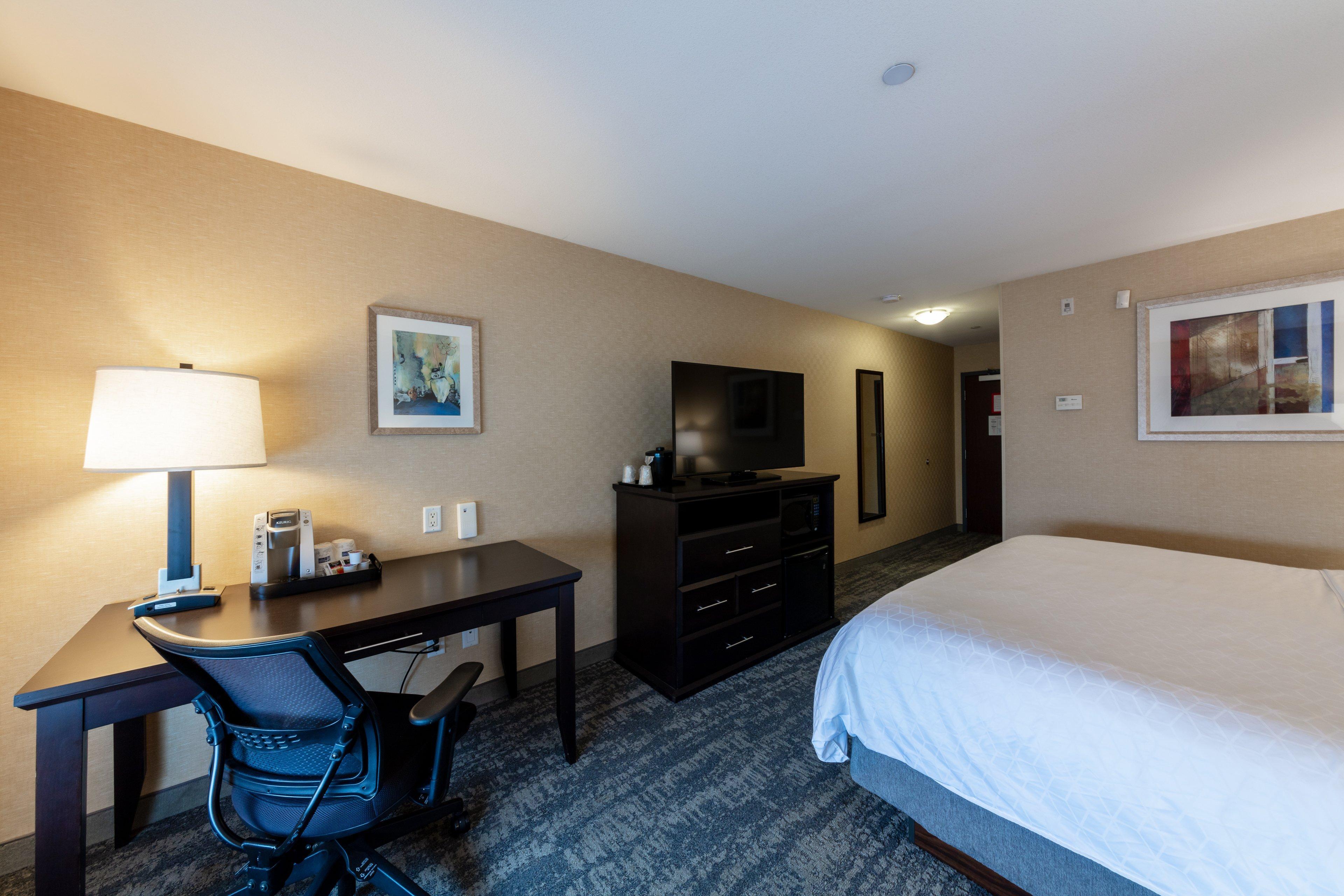 Holiday Inn Express & Suites Riverport Richmond, An Ihg Hotel Екстериор снимка